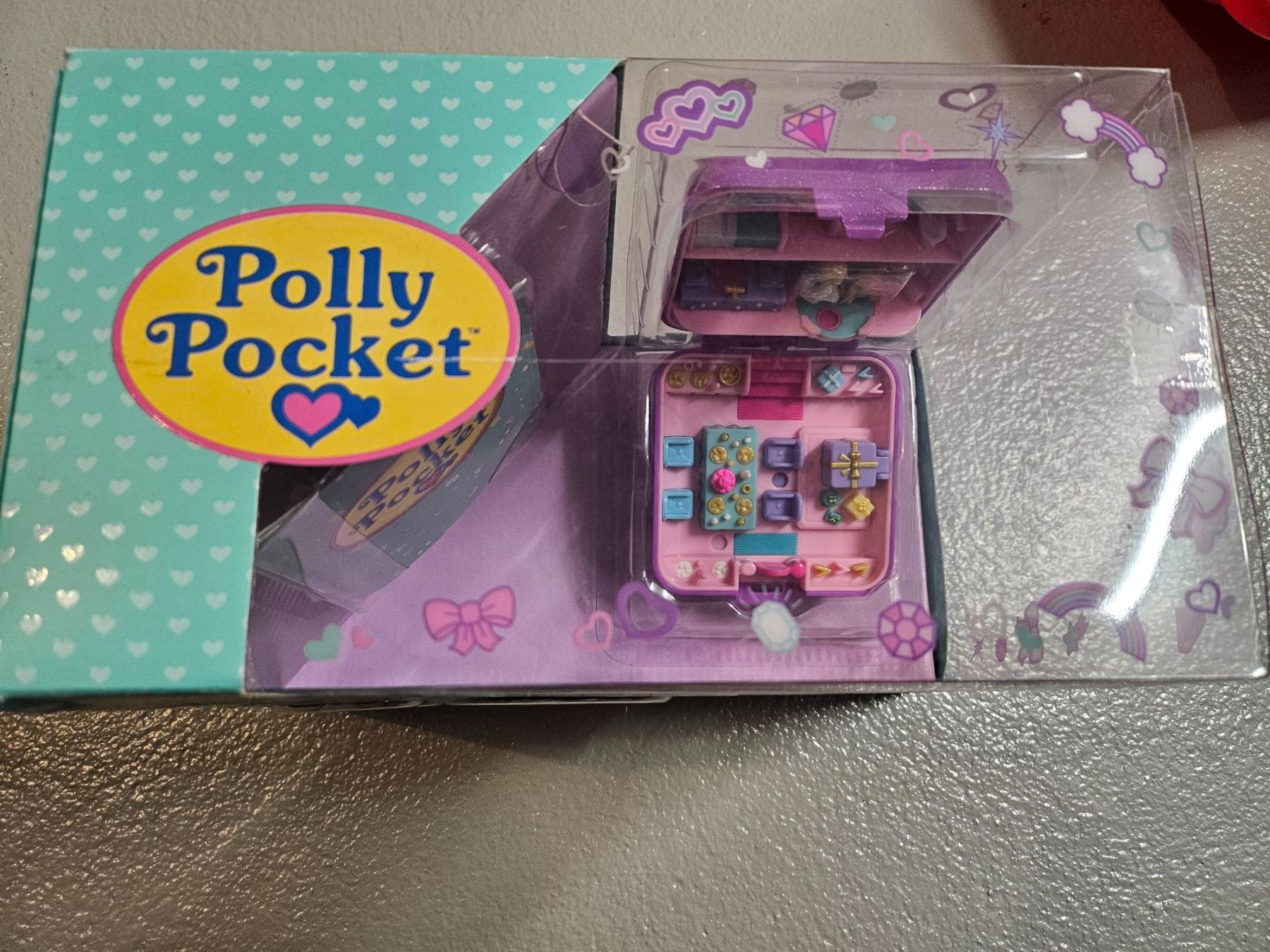 Polly Pocket Giocattoli: Polly Pocket Partytime Surprise – Nuovo (secondo la descrizione) da Kefikon TG venduto da Livline 1