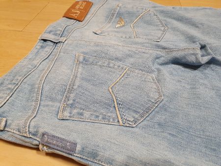 Fraue Armani Jeans Gr. 27 HellBlau