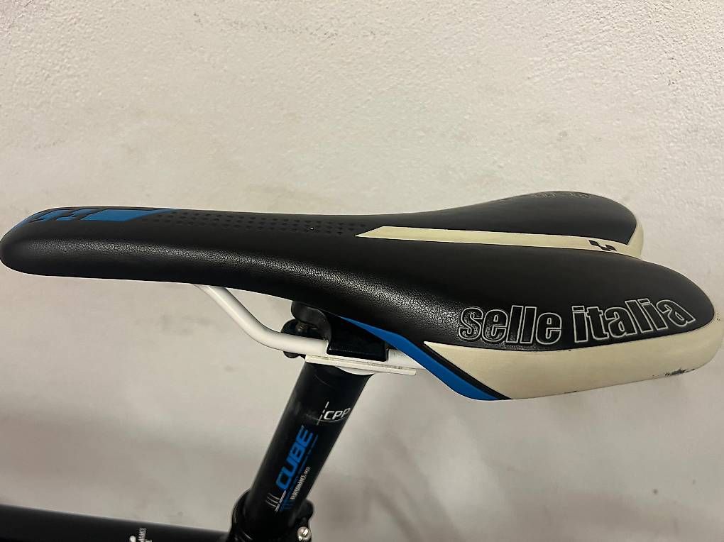 Cube Biciclette: Super Propre Cube Peloton Performance Line velo de course – Usato da Versoix venduto da sad_2cl8 1