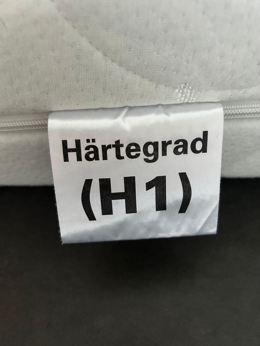 Materassi: pfister Youngdream Aqua 95° – Usato da Oberägeri venduto da MariaLehman 1