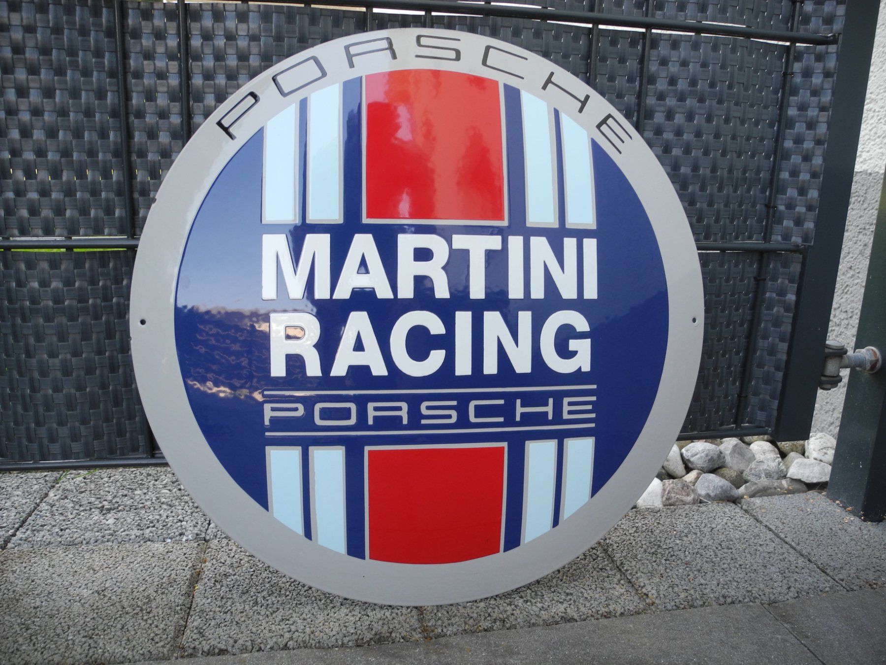 Porsche Schilder: GROSSE PORSCHE-MARTINI EMAILSCHILD – Neu (gemäss Beschreibung) aus Reinach AG von Huckleberrysix 3