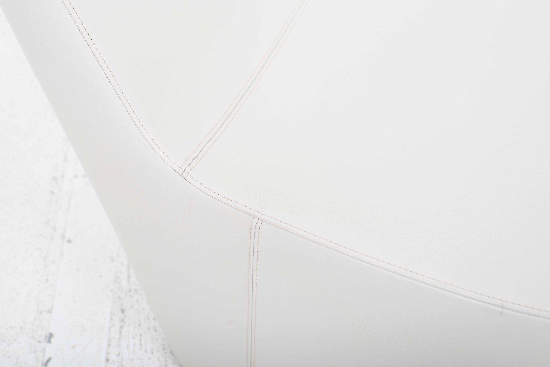 Vitra Poltrone: Vitra Monopod Sessel von Jasper Morrison in hellgrauem Leder – Usato da Zürich venduto da STUZH38 7