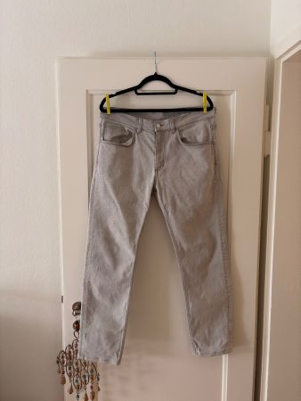 COS Jeans für Herren – mid rise, slim leg (Größe 33)