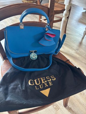 Guess Glory neuf !