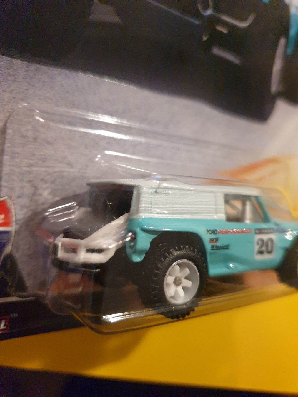 Hot Wheels Modellini d'auto: Hot Wheels FORD BRONCO R – Nuovo e nell'imballaggio originale da Oftringen venduto da Rotor 3
