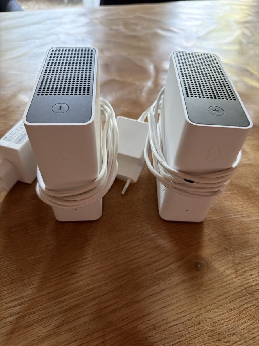 Swisscom Wlan: 2x Swisscom WLAN-Box – Gebraucht aus Staffelbach von Roger1312 2