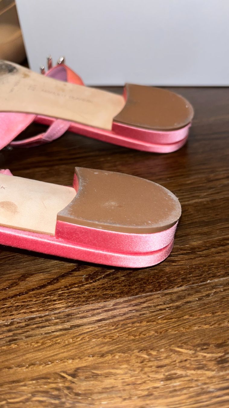 Manolo Blahnik Scarpe da donna: Manolo Blahnik Satin Pumps Pink Gr. 39.5 – Usato da Kilchberg ZH venduto da selinaonadn 1