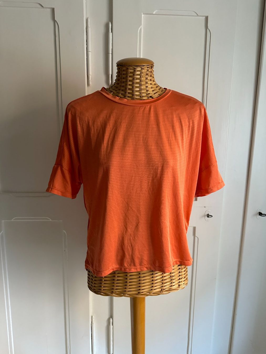 T-Shirts: WORK OUT - Sport T-Shirt orange M – Gebraucht aus Zürich von Diazaio
