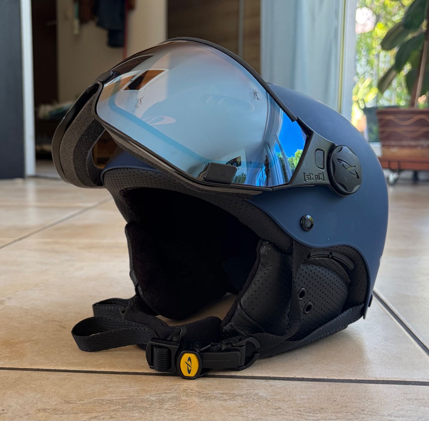 CP Caschi: Skihelm mit Visier Dunkelblau, cp premium helmets ag – Usato da Brüttisellen venduto da Fabiii.st 2