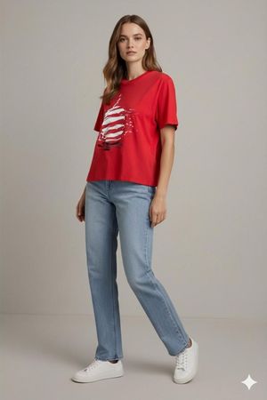 Marina Yachting Rotes T-Shirt mit Segelboot-Grafikdesign
