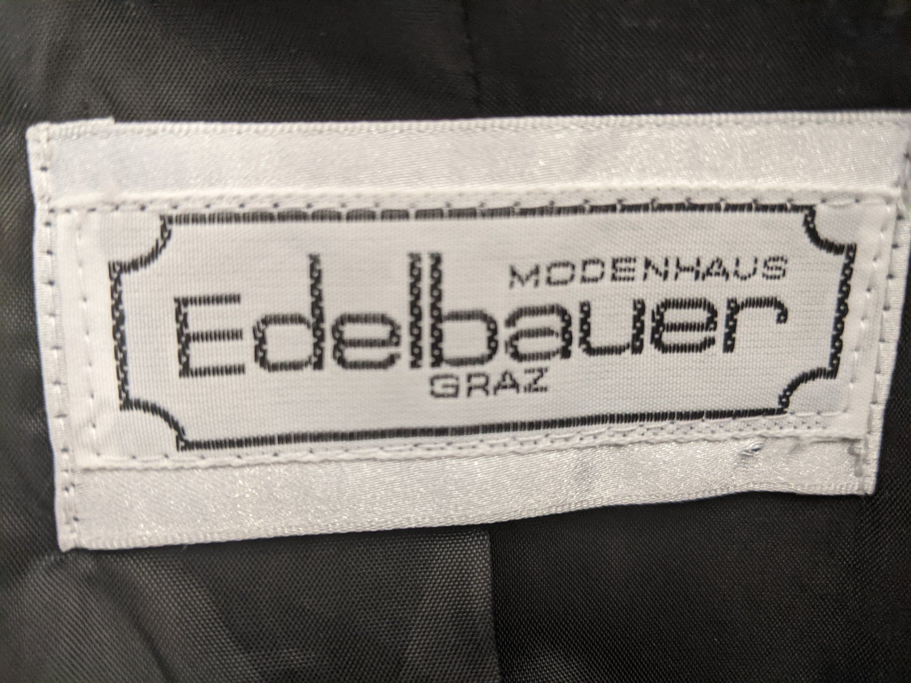 Giacche: Damen Blazer GR 40 – Usato da Langnau am Albis venduto da Judithsebi 3