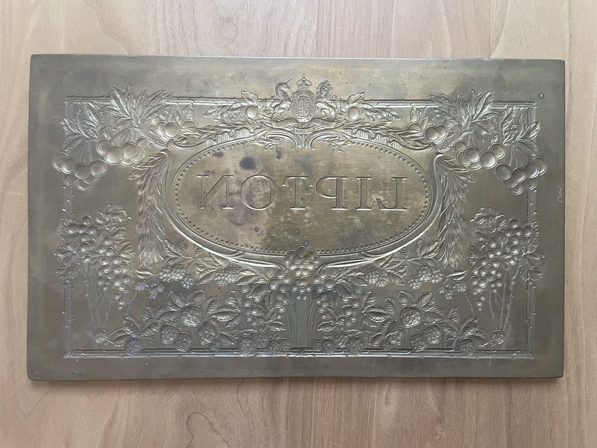 Plateaux: Wunderschöne alte Druckplatte/Druckklischee Lipton – D'occasion à Fribourg par Mymikrakra01