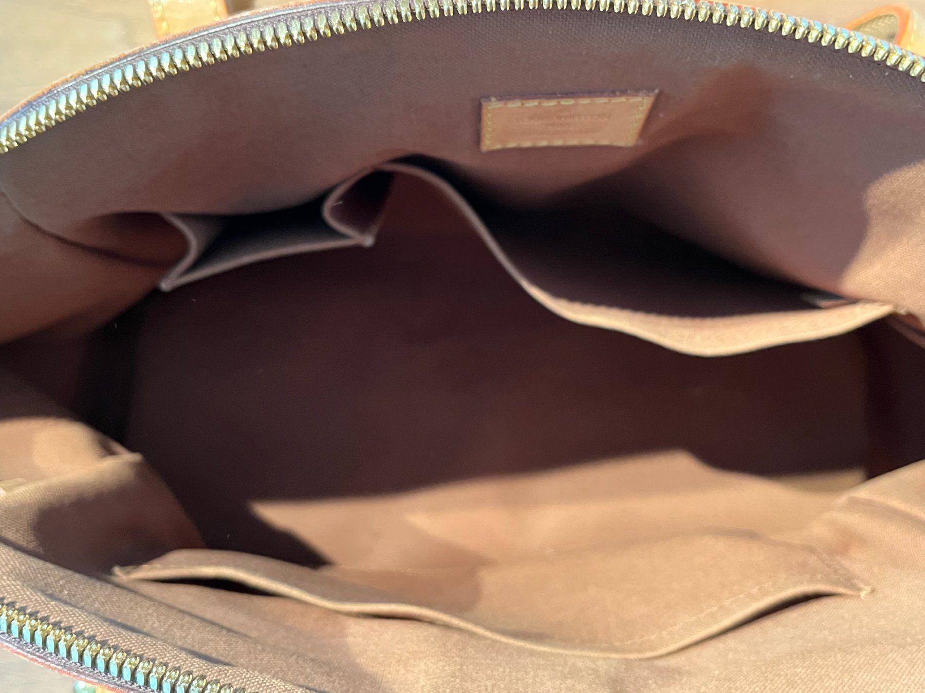 Louis Vuitton Taschen für Damen: Louis Vuitton - Tivoli – Neu (gemäss Beschreibung) aus Tenniken von  2