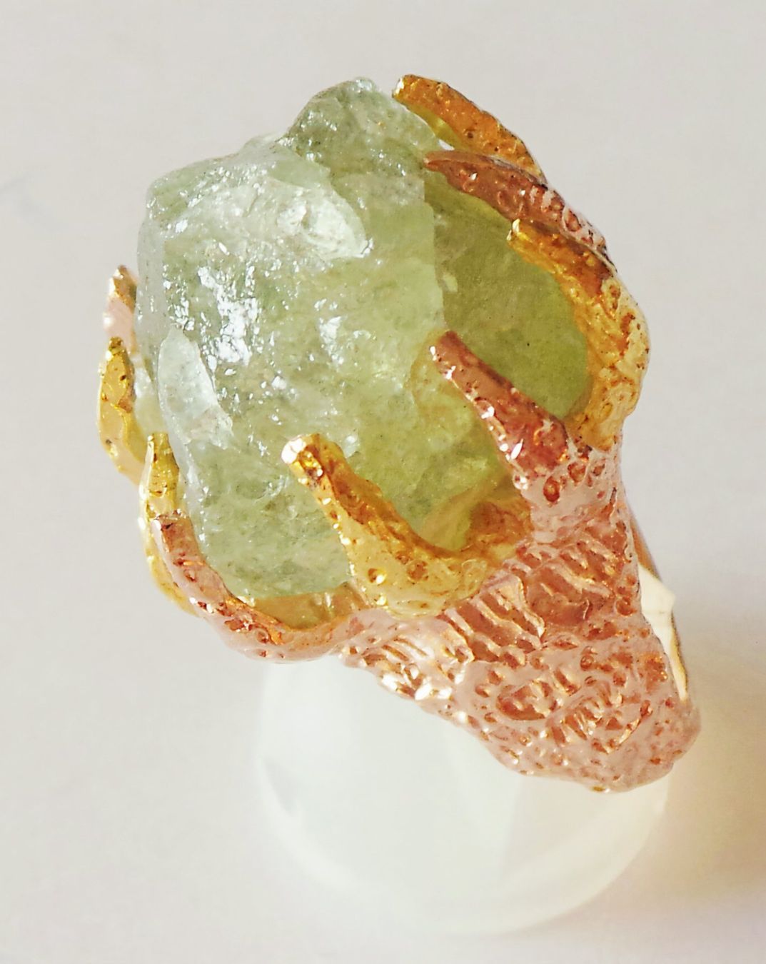 Bagues: Naturbelassener Peridot Ring – Neuf (Voir description) à Zürich par adriben 7