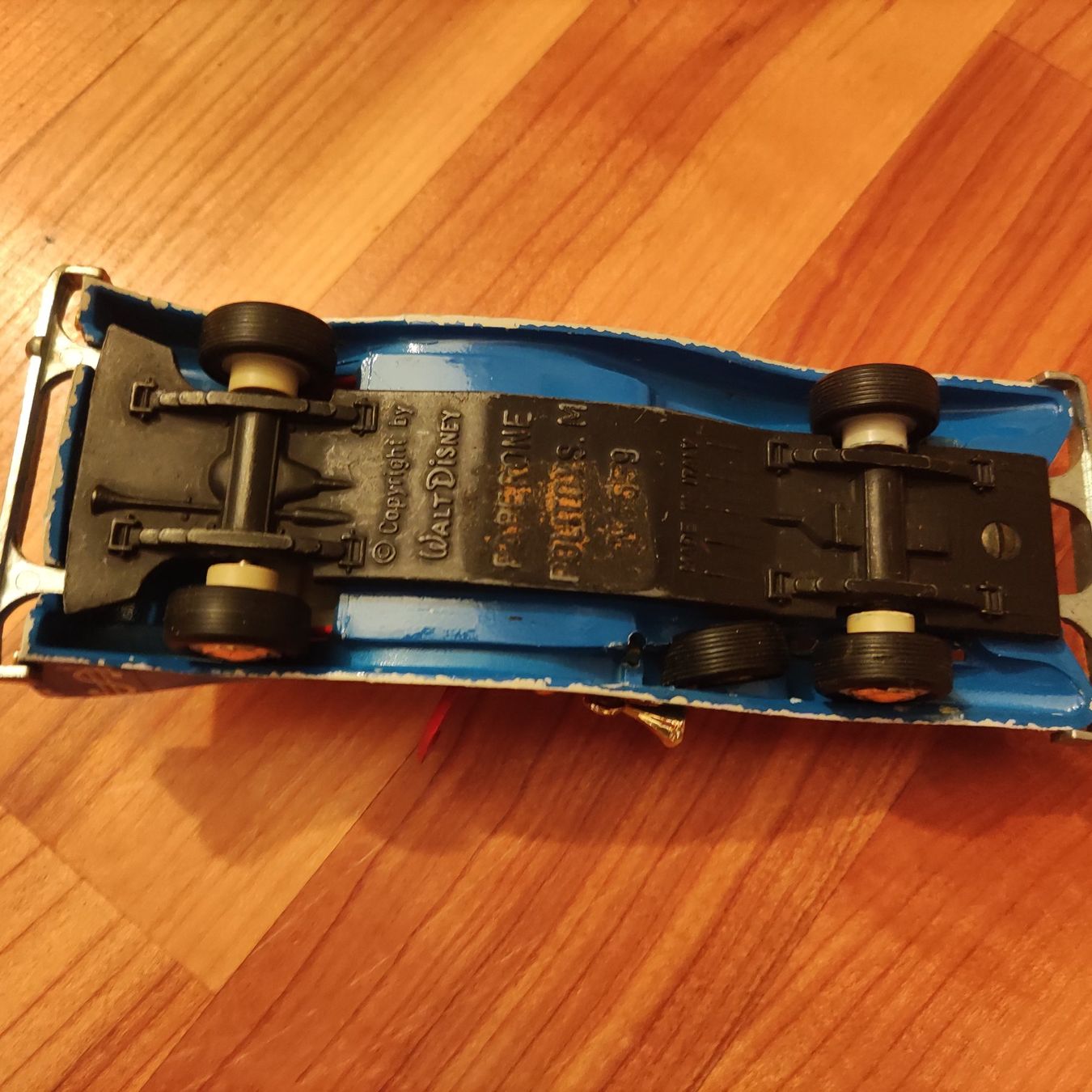 Disney Modellini d'auto: Paper one Walt Disney Auto Nr. 553 – Usato da Solothurn venduto da Csw1 1