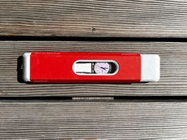 Swatch Uhr weiss mit rosa Zifferblatt, neuwertig