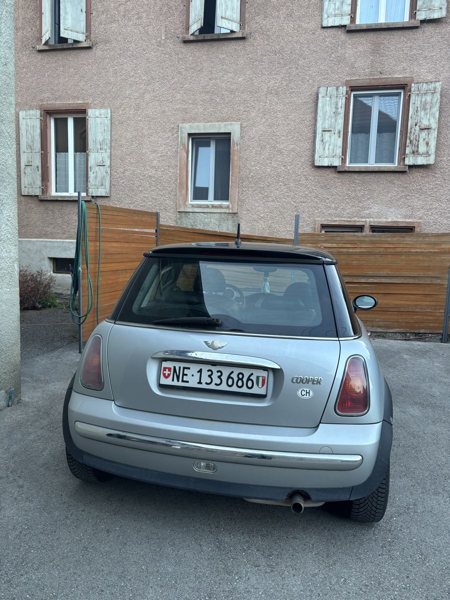 Mini Automobili: Mini Cooper 2004  – Usato da Neuchâtel venduto da eba_5xzw 1