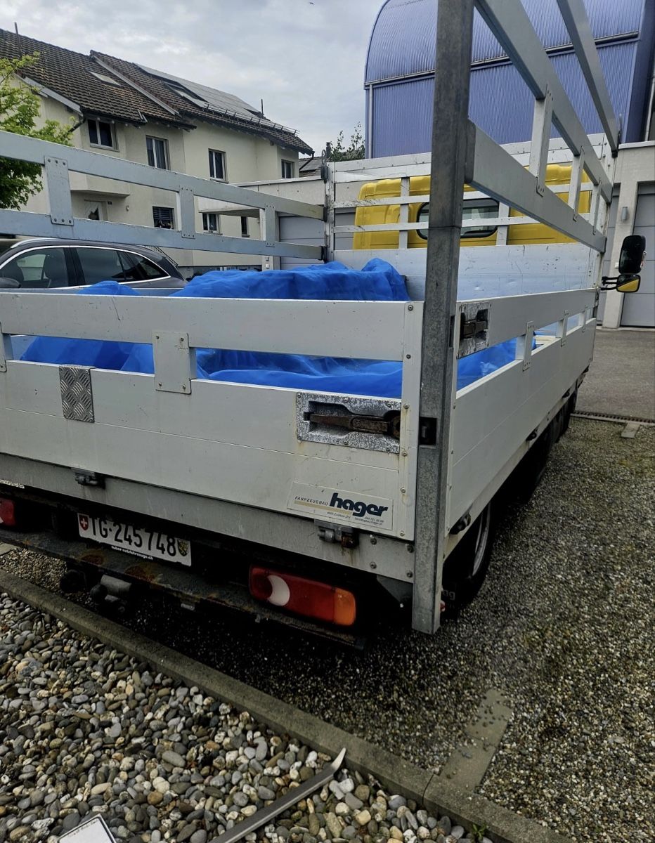 Renault Trucks Veicoli commerciali: Renault Maxity 150.35 – Usato da Kreuzlingen venduto da Artfinehaas 3