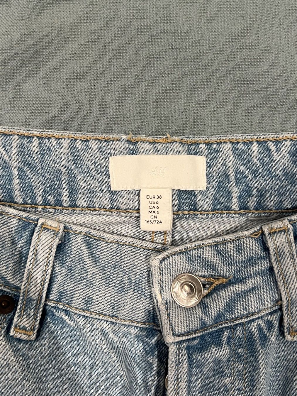 H&M Jeans: Jeans H&M hell Grösse 38 – Usato da Zürich venduto da Stami129 3