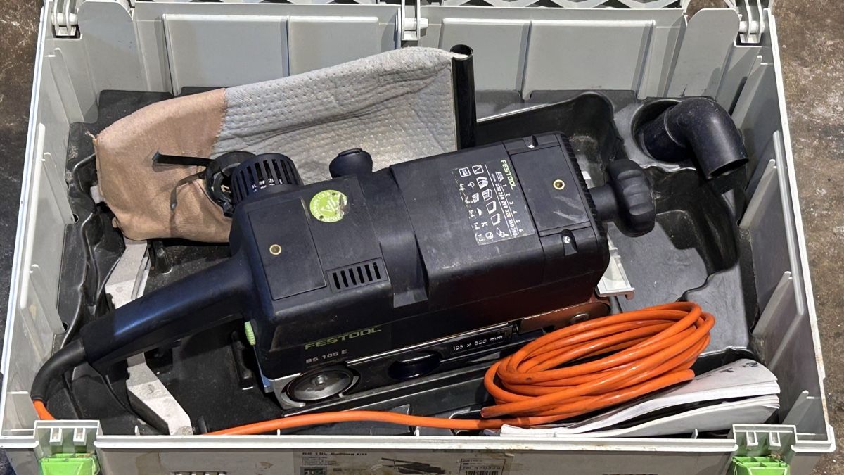 Festool Smerigliatrici & Lucidatrici: Festool BS 105 Bandschleifmaschine Bandschleifer – Usato da Reichenbach i. K. venduto da Arve70