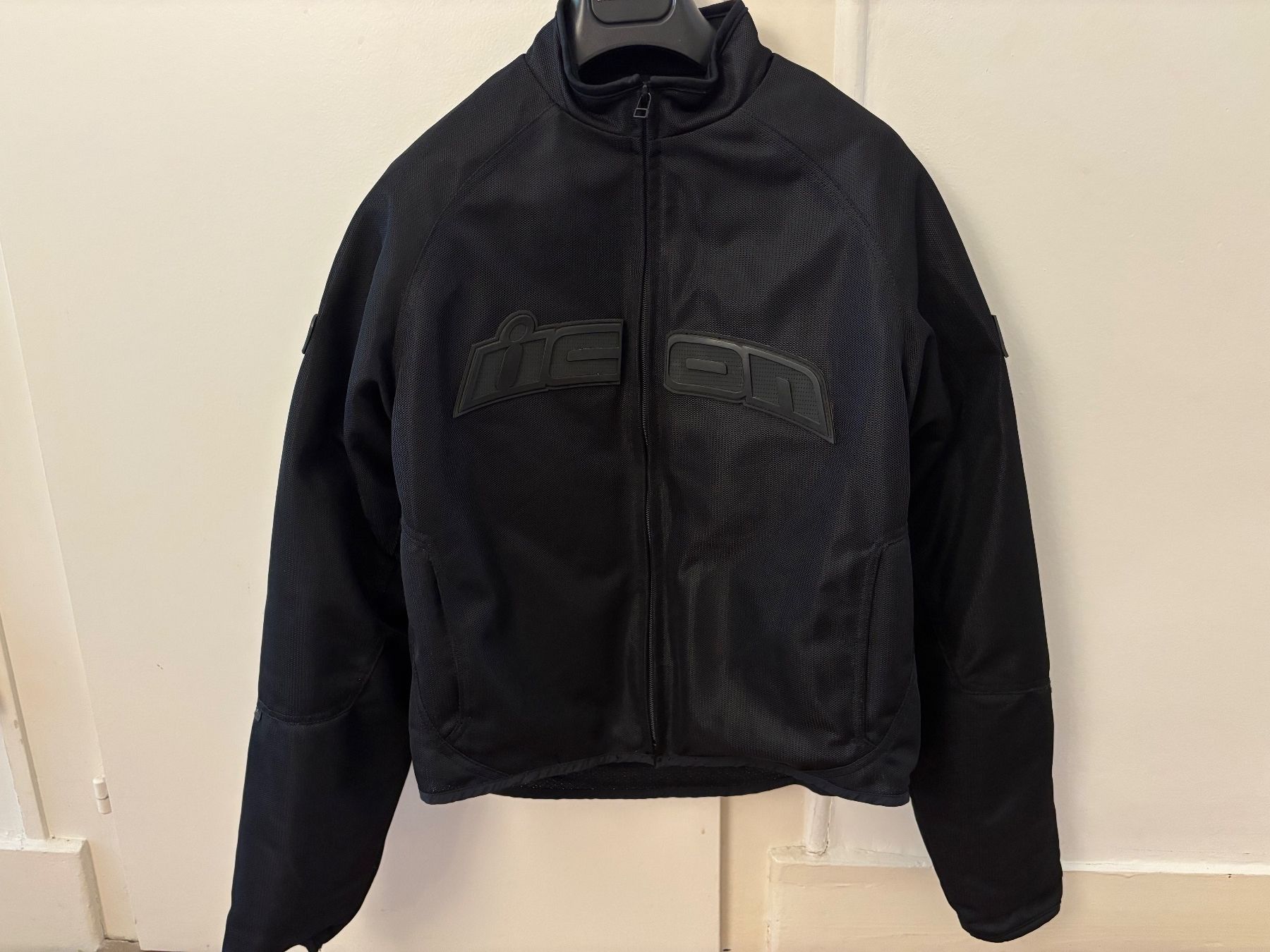 Icon Jacken: Veste Moto ICON - Hooligan Stealth – Neu (gemäss Beschreibung) aus Genève von OliSkorp