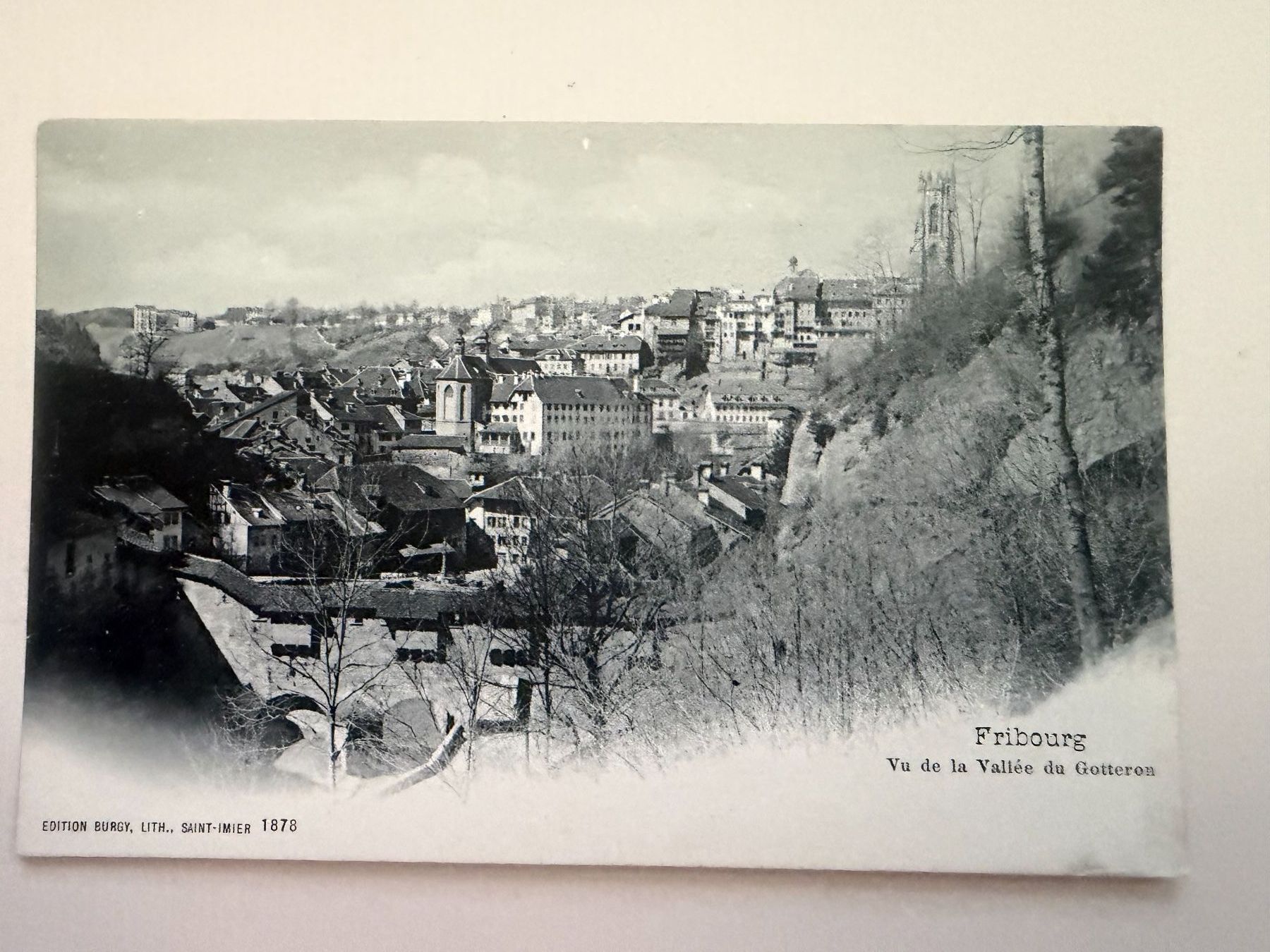 Cartoline postali: FRIBOURG - Vu de la Vallée de Gotteron -Ansichtskarte – Usato da Tegerfelden venduto da siebenmacky