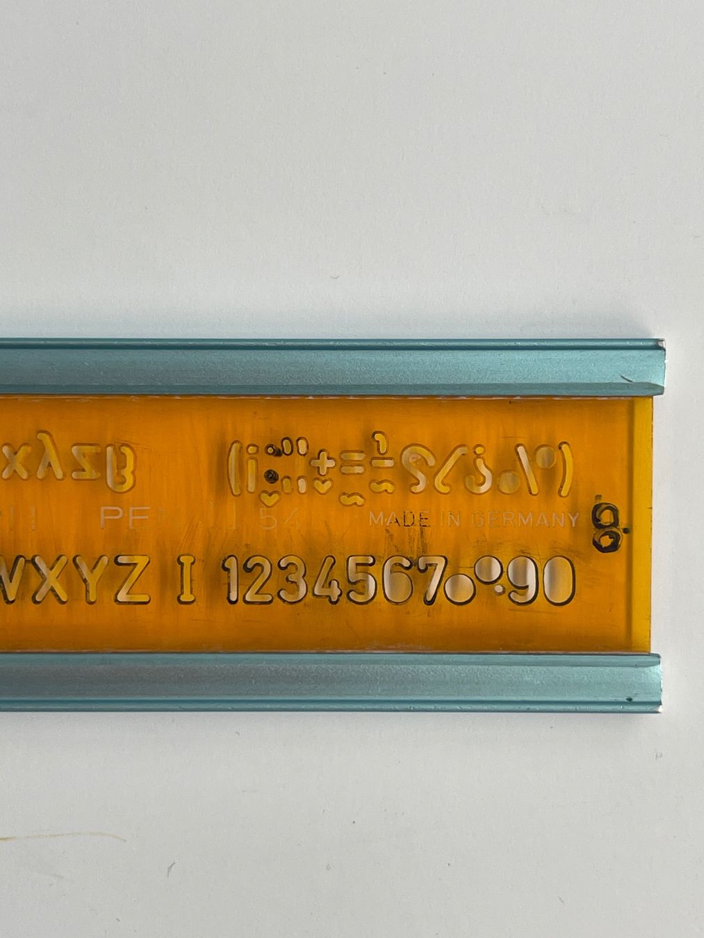 Sciablone: Schreibschablone Standardgraph, Höhe 4 mm, Nr. 8 – Usato da Matzingen venduto da carola71 2