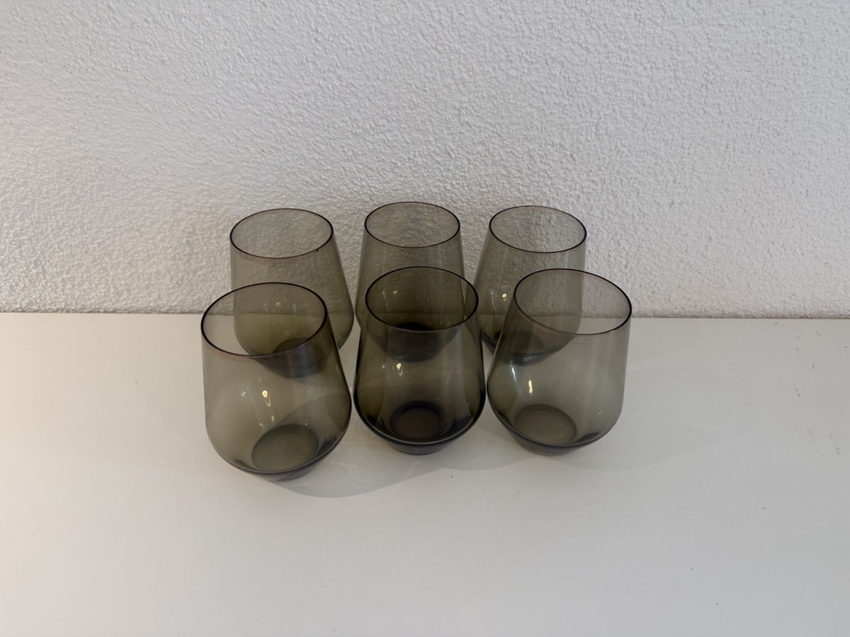Verres: 6 Gläser Rauchglas Hohlform – Neuf (Voir description) à Pfäffikon ZH par Mado131019