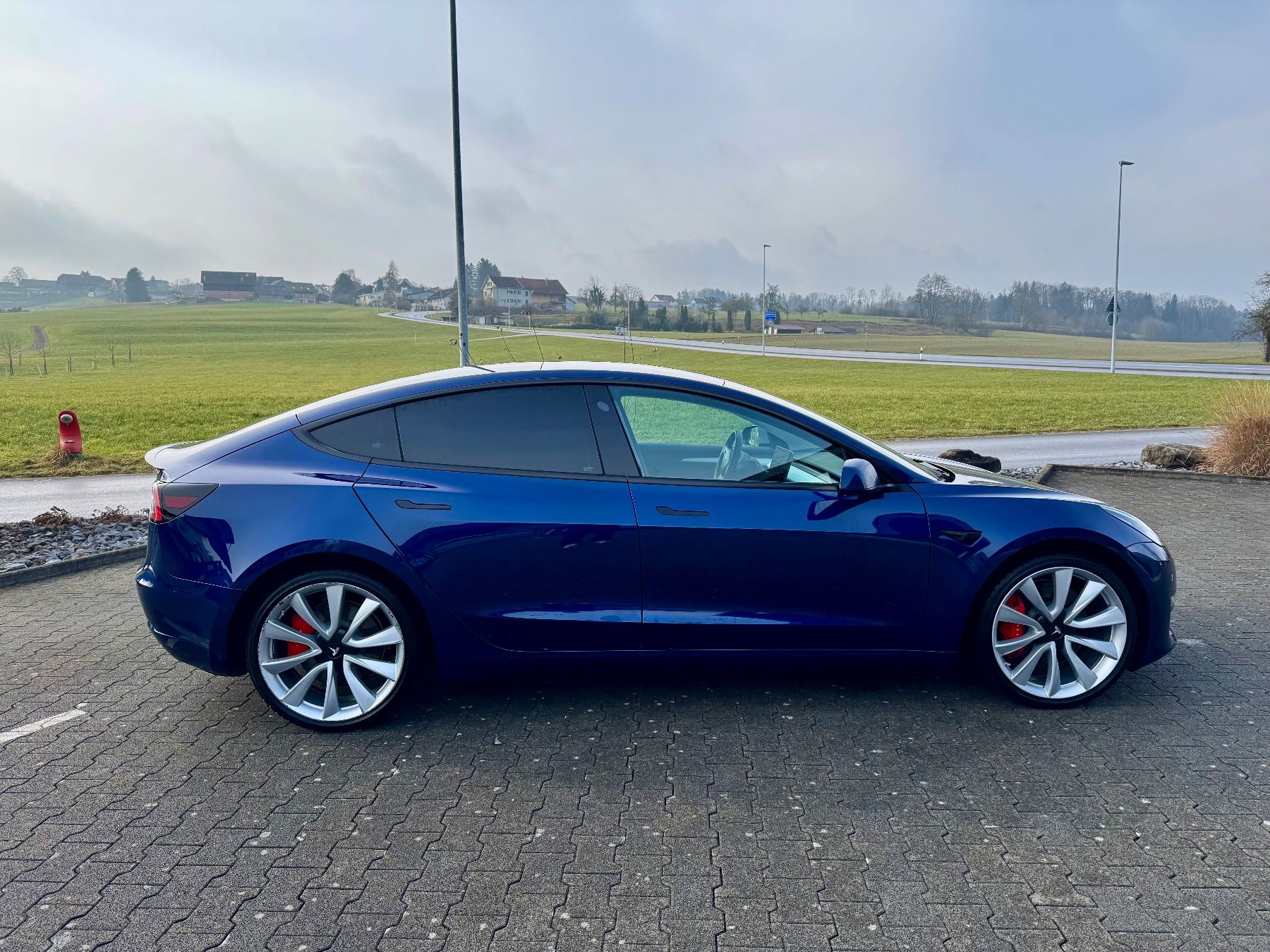Tesla Automobili: TESLA Model 3 Performance Dual Motor AWD – Nuovo (secondo la descrizione) da Zihlschlacht venduto da sil_8w89 1