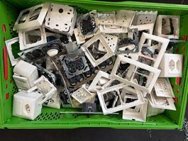 Legrand NGS diverse Schalter und Steckdosen