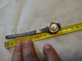 SEIKO SOLAR ,HANDAUFZEUG,DAMEN ANTIK UHR-NICHT LÄÜFT-20X25MM
