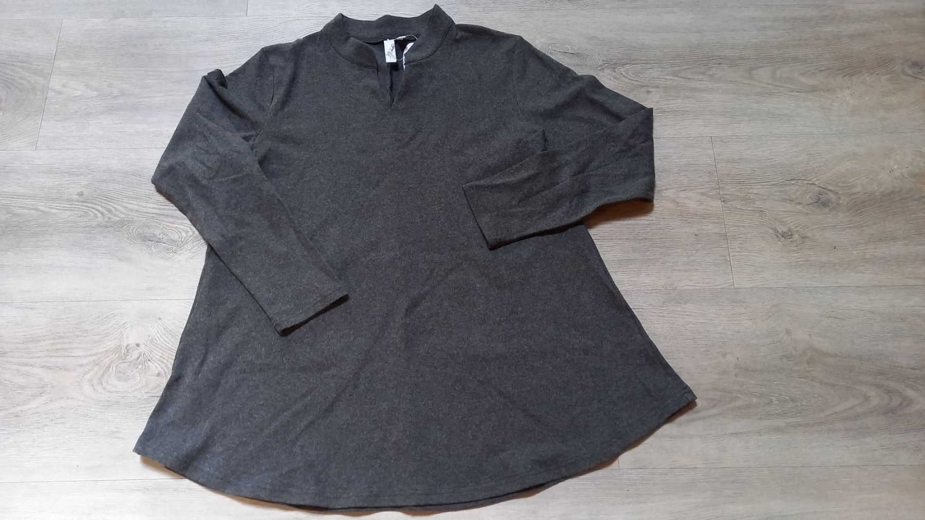 Maglioni & Felpe: Spezieller Pullover  Neu  L/XL – Nuovo (secondo la descrizione) da Bätterkinden venduto da Elefantenzoo