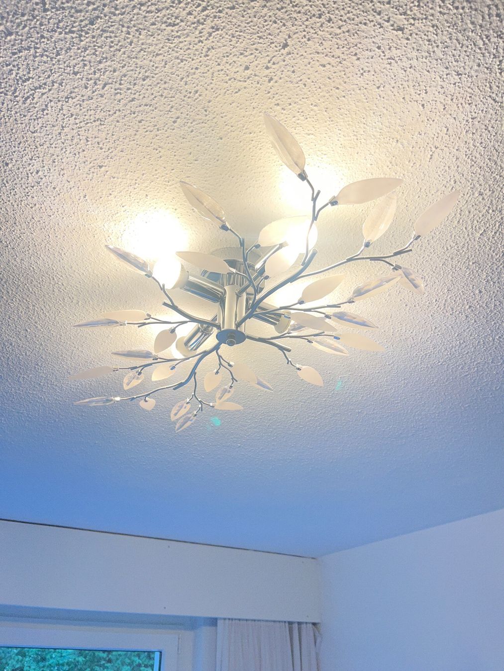 Lampadari & plafoniere: Deckenleuchte Chrom Optik mit Glasblättern – Usato da Bonstetten venduto da KarlHungus