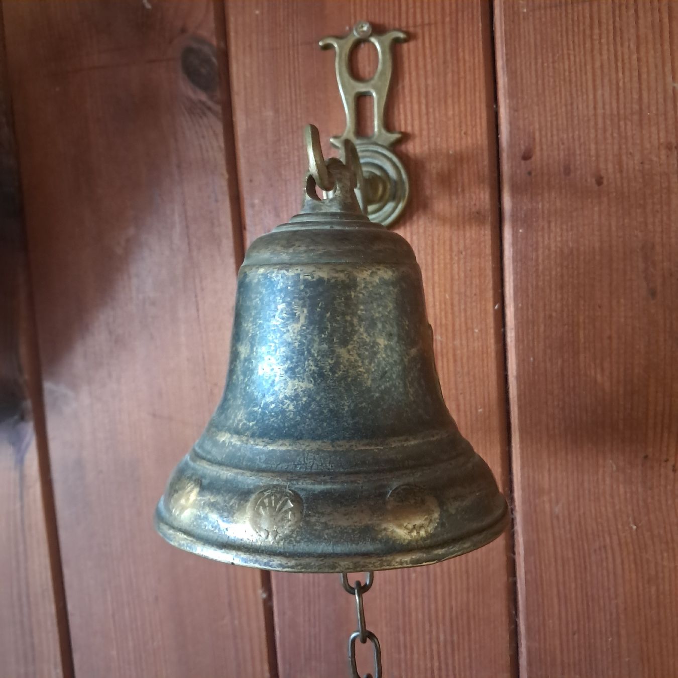 Campanacci mucche: Schöne Wand Glocke  – Usato da Murten venduto da SHETHOF 3