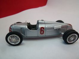 F1 Auto Union 16 cyl. - 1936 - silber 6 - alt und top