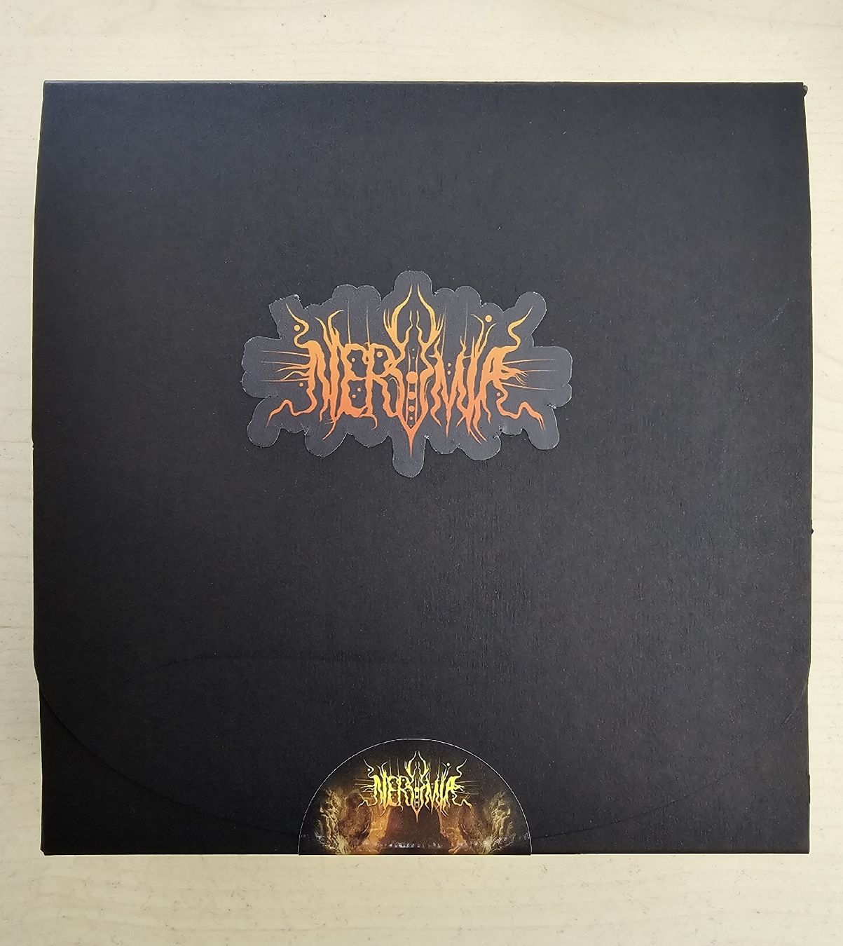 CD: Coffret Nerumia full discography édition Limitée! – Nuovo e nell'imballaggio originale da Mont-sur-Lausanne venduto da Scualscual