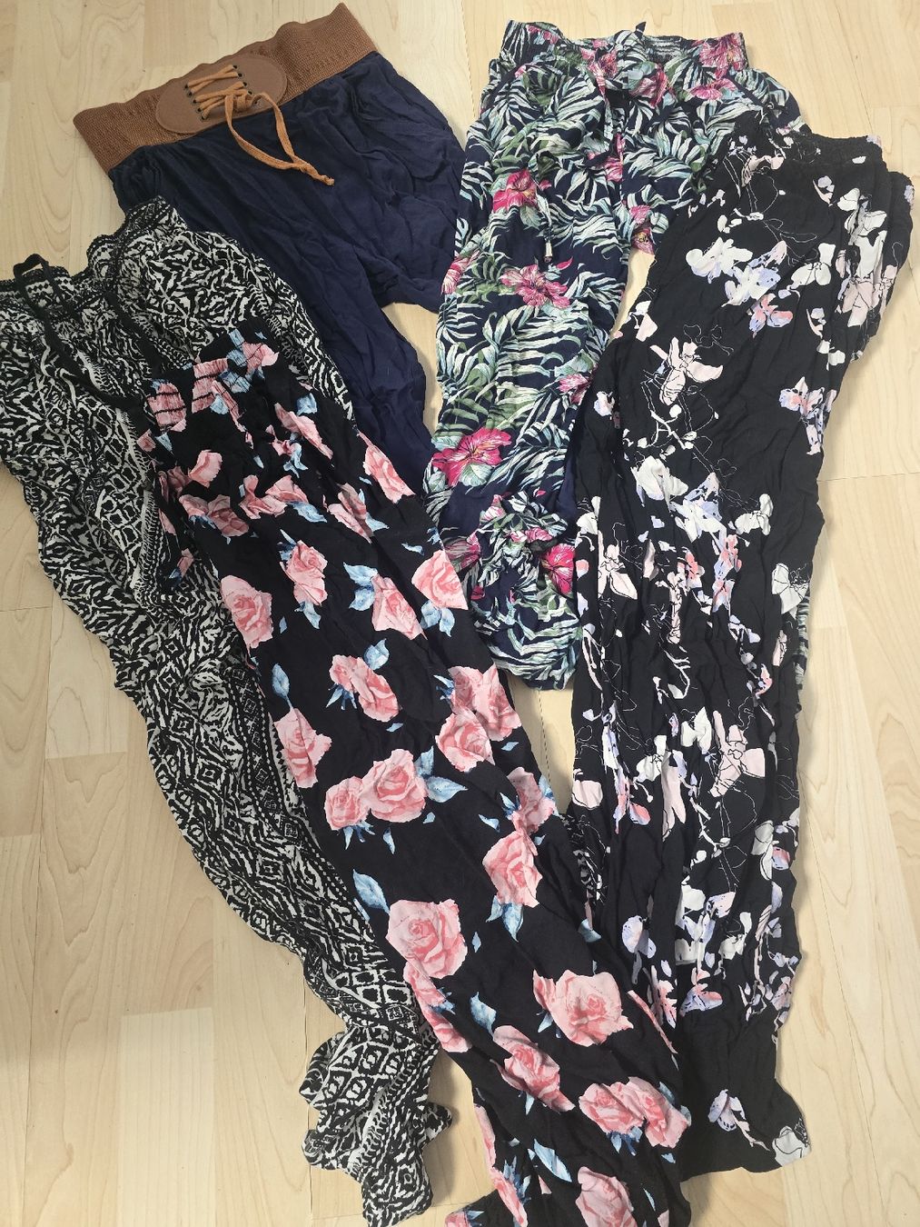 Lots de vêtements: Kleiderpaket Sommerhosen xs – D'occasion à Wohlen AG par Monika2017