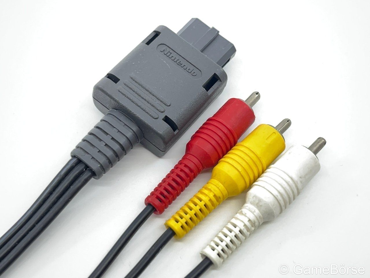 Nintendo Konsolen: AV Stereo Kabel Grau Original Nintendo SNES / N64 / GameCube – Gebraucht aus Stettfurt von GameBoerse