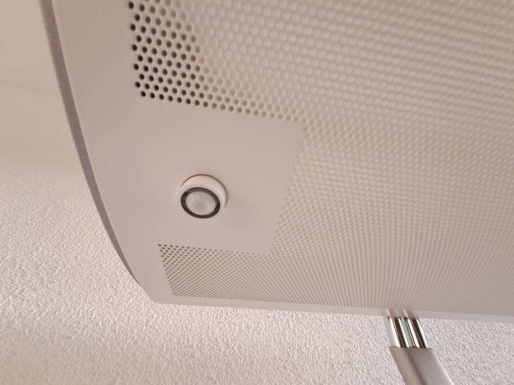 Tulux Lampen: Tulux Büro-Stehlampe mit Bewegungssensor – Gebraucht aus Galgenen von Sisa05 2