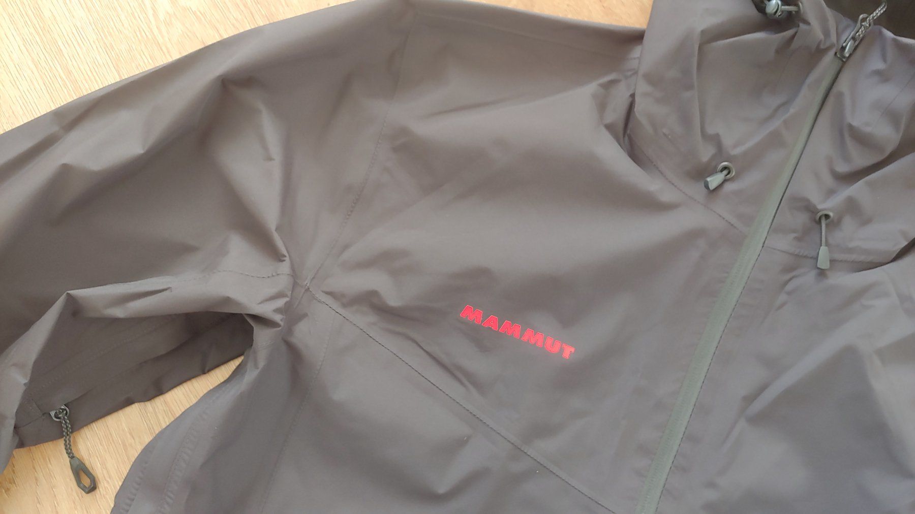 Mammut Giacche: Mammut Goretex Jacke M - NEU – Nuovo (secondo la descrizione) da Ebikon venduto da brombomboli 3