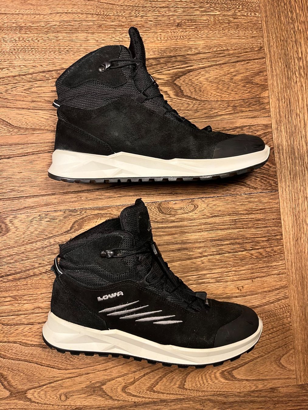 Lowa Scarpe per ragazzi: Lowa Kinder Winterschuhe mit Goretex-Membrane – Usato da Burgdorf venduto da ChristopheB0102
