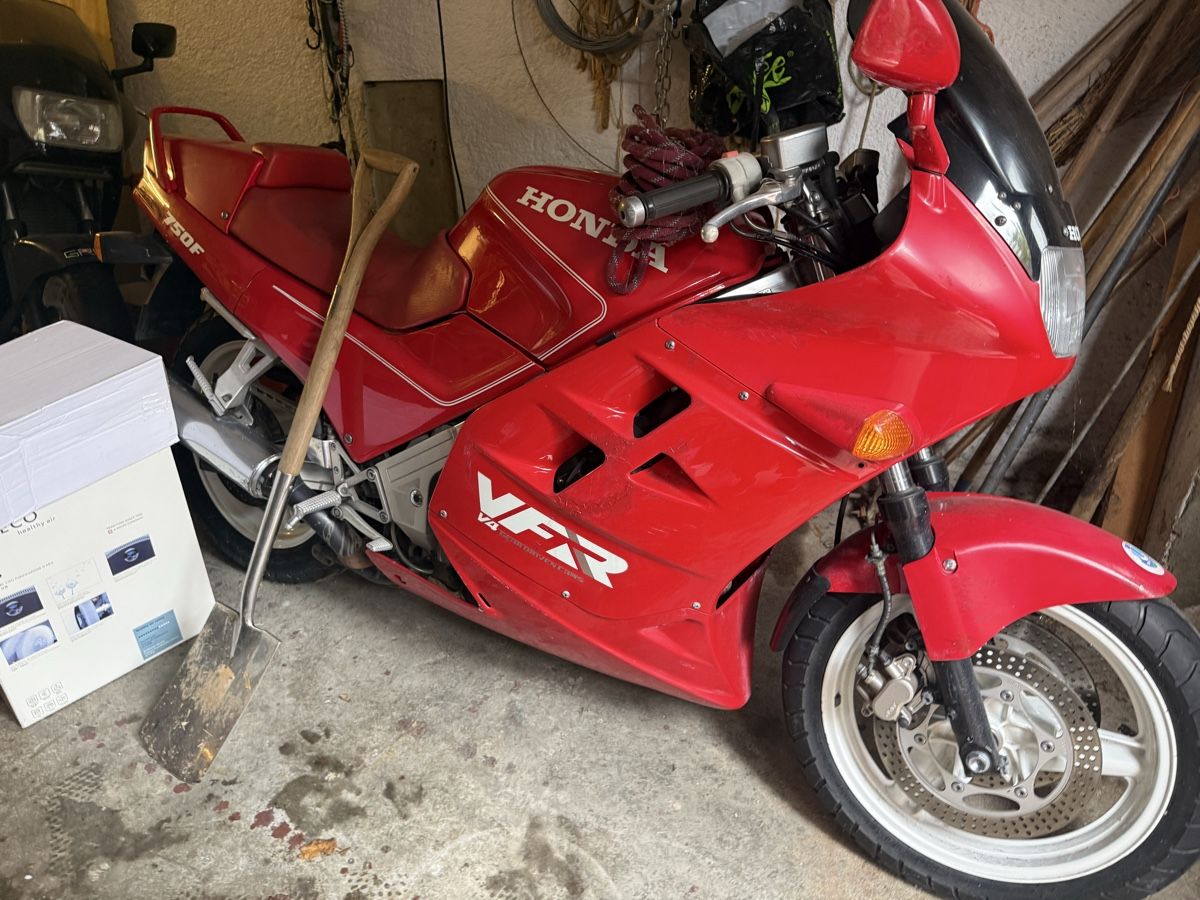 Honda Strasse: Honda 3 stück  – Gebraucht aus Schelten von lon_q928 2