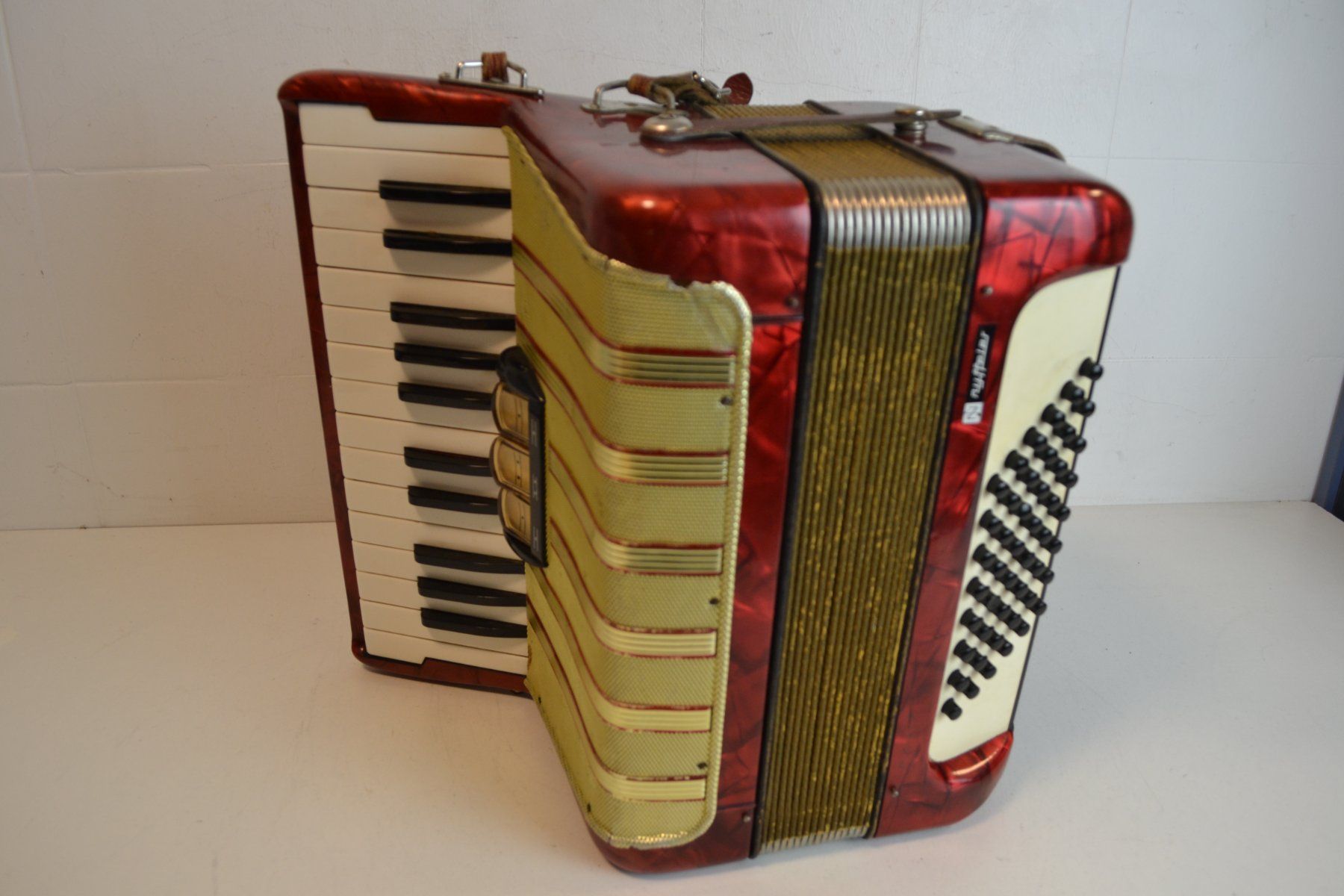 Hohner Strumenti musicali: Akkordeon chromatisch Hohner Concerto I – Usato da Zürich venduto da Brockito 7