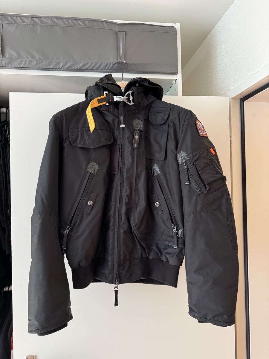 Parajumpers Jacken: Parajumpers Daunenjacke Gobi Gr. S – Gebraucht aus Ennetbaden von ste_w9z6