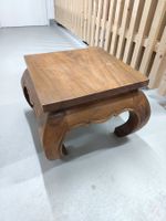 Tisch aus thailändischem Akazienholz