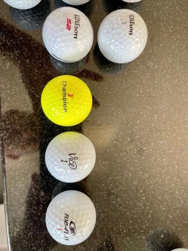 Palloni: 100 Secondhand Golfbälle gewaschen – Usato da Geroldswil venduto da tad_7wt2 3