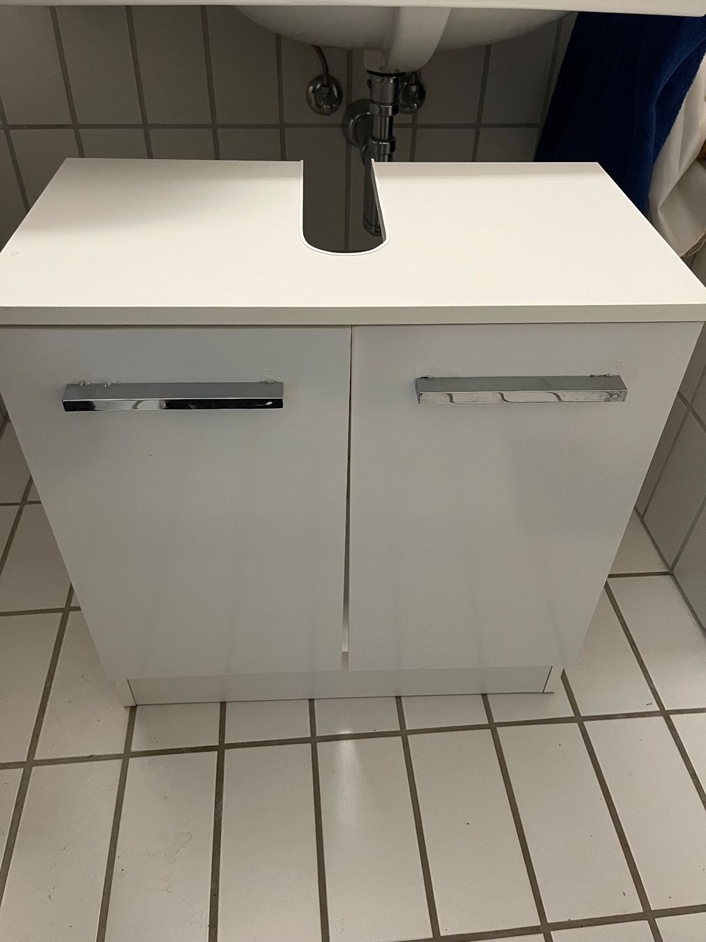 Mobili per bagno: Waschbeckenschrank – Usato da Obfelden venduto da kev_895h