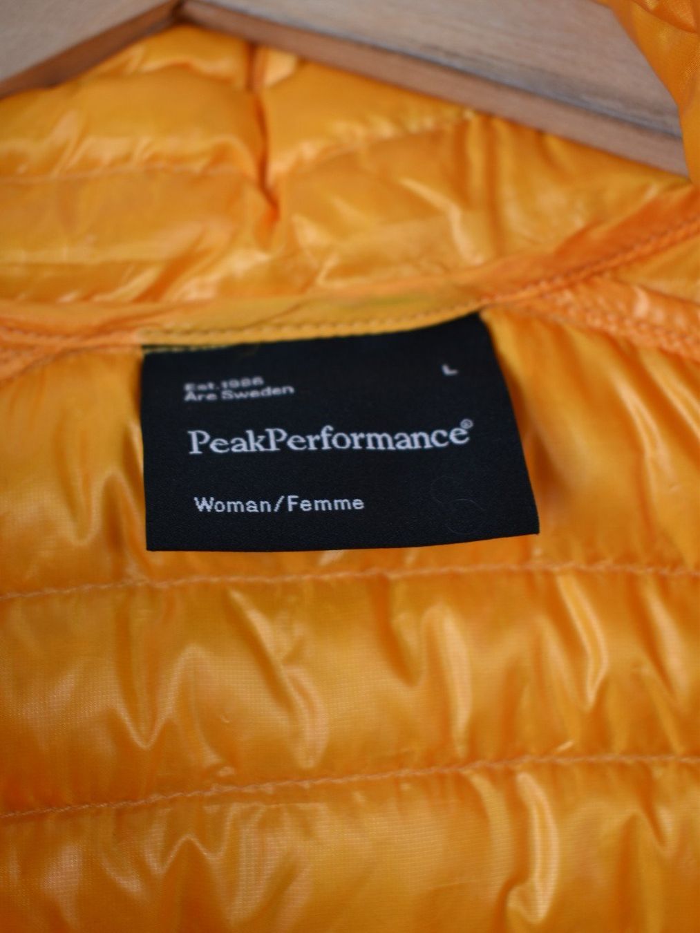 Peak Performance Jacken: Peak Performance "Silvert" Daunenjacke, Gr.L – Gebraucht aus Nürensdorf von 2ND_STORY 8