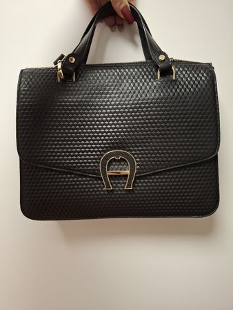 Aigner Handtasche Schwarz Top Zustand