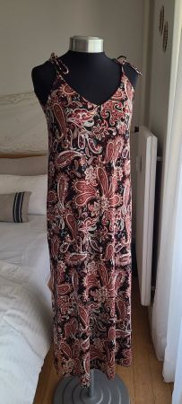 Langes Kleid von Mango, Gr. 36